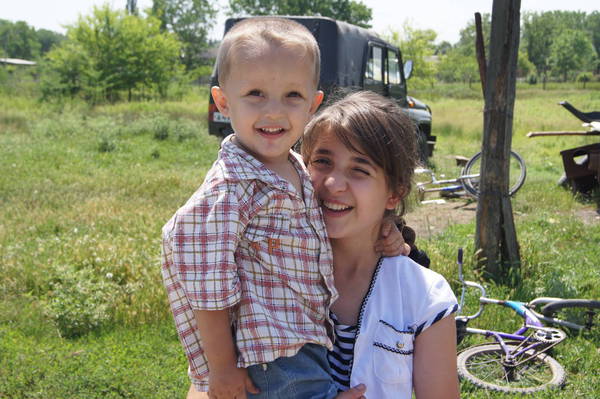 Movsar’s children