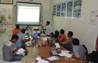 Managing the cooperative www.patchouli-aceh.com
