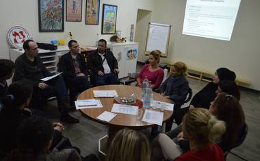 Studijní program obrábění dřeva o výuku zpracování kartonu