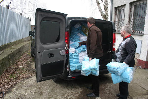 Shipment received representatives of the Parish Caritas Ternopil Cathedral (photo: ACHO).