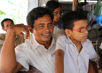 Někdy stačí docela obyčejné brýle