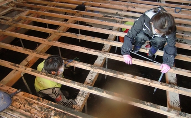 Odstraňování škod po tsunami