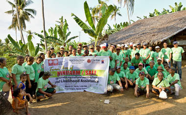 Všichni účastníci slavnostního předávání pohromadě