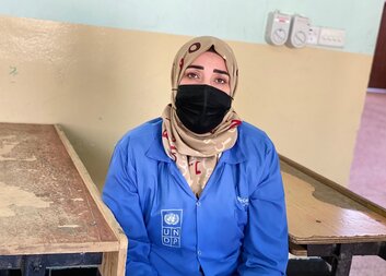 Salwa z Iráku získala díky školení Charity nové dovednosti a může začít pracovat