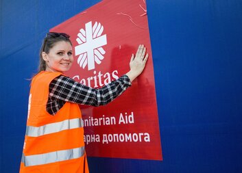 Logistiku studují lidé roky, my měli na zajištění prvního kamionu den a půl, říká Šárka Prošková