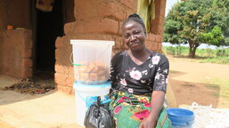 Prodávám popcorn a lívance a vydělávám si díky tomu na živobytí, říká Fostinah ze Zambie