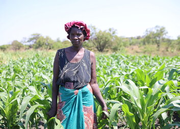 Judita from Burundi is growing her future in a Zambian field with the support of Caritas Czech Republic