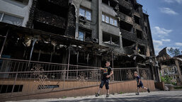 Léto ukrajinských dětí mezi smíchem a sirénami