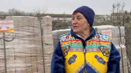 Jste jako paprsky slunce. Na Ukrajině získalo 3 000 lidí v blízkosti fronty zimní balíčky a tuhé palivo 