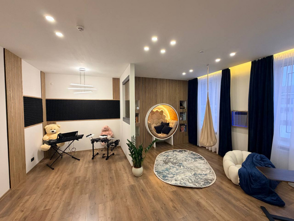 Místnost psychologické úlevy pro studenty a učitele v užhorodském lyceu 