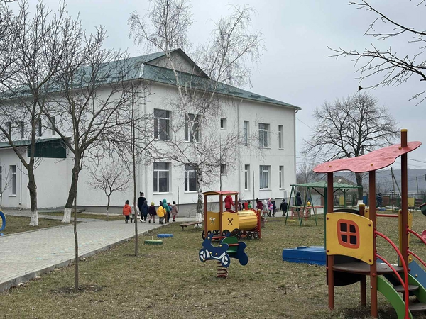 Školka v obci Bilicenii Vechi Školka v obci Bilicenii Vechi